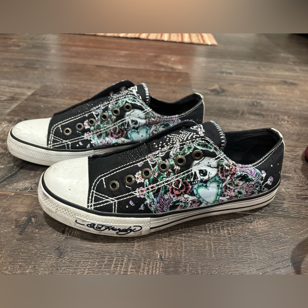 Ed Hardy Y2K Black Geisha Skull Roses and Rhinestones! 10 Women